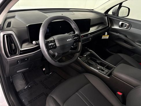 New 2026 Kia Sorento S FWD image 17