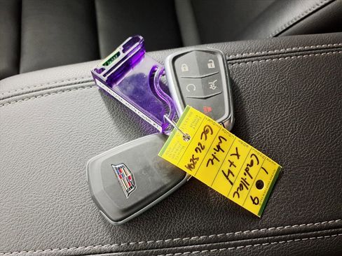 Used 2019 Cadillac XT4 Premium Luxury image 24