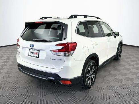 Used 2023 Subaru Forester Limited AWD/4WD image 10