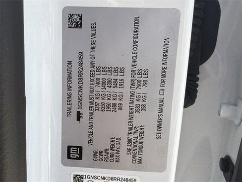 Used 2024 Chevrolet Tahoe LT image 31