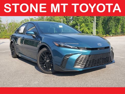 Used 2026 Toyota Camry SE w/ Convenience Package FWD image 1
