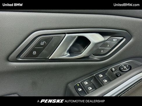 Used 2025 BMW M340i Sedan image 3