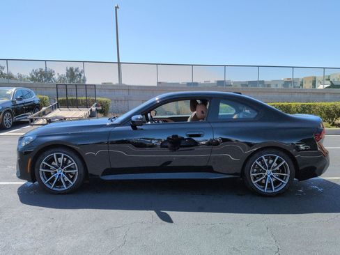 Certified 2023 BMW 230i Coupe w/ Convenience Package RWD image 7