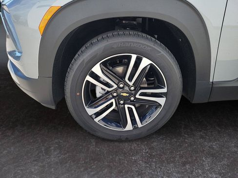 Used 2026 Chevrolet TrailBlazer LT FWD image 15