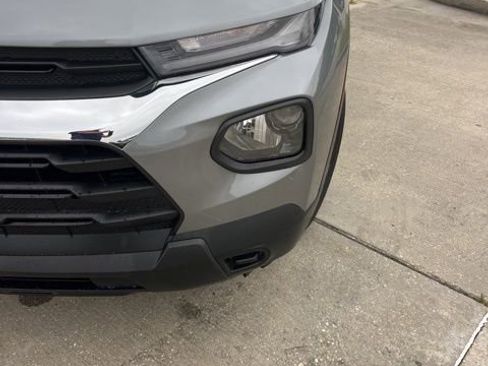 Used 2023 Chevrolet TrailBlazer LS FWD image 11