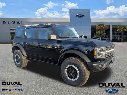 New 2025 Ford Bronco Badlands w/ Sasquatch Package AWD/4WD image 1