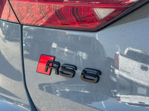 Used 2025 Audi RS 6 performance AWD/4WD image 9