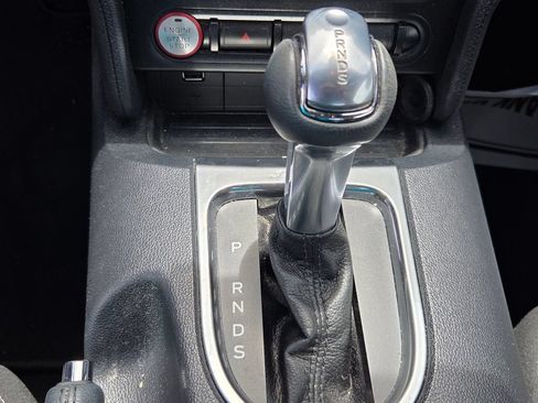 Used 2021 Ford Mustang Coupe RWD image 10