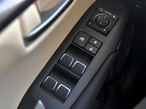 Used 2021 Lexus NX 300 FWD w/ Comfort Package image 33