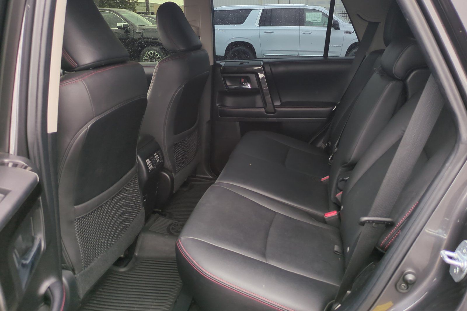 Used 2019 Toyota 4Runner TRD Off-Road Premium AWD/4WD image 13