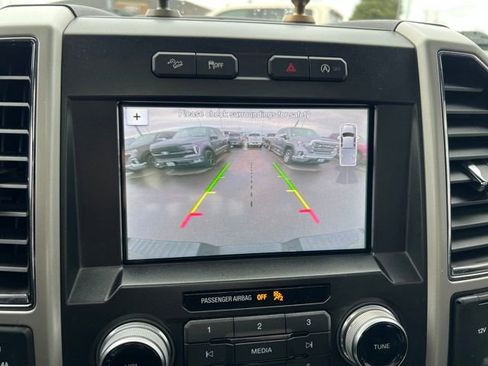 Used 2019 Ford F150 Lariat w/ Equipment Group 502A Luxury image 16