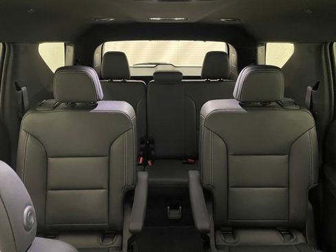New 2026 Chevrolet Traverse LT AWD/4WD image 13