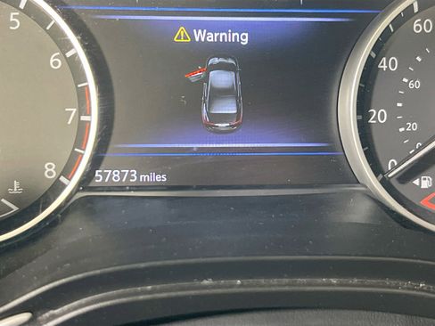 Used 2019 Nissan Maxima SR w/ Premium Package FWD image 12
