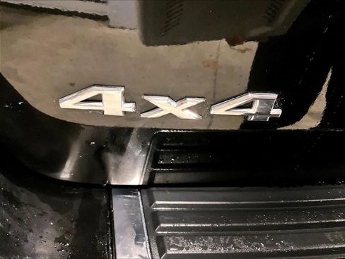 Used 2017 Jeep Grand Cherokee Overland image 30