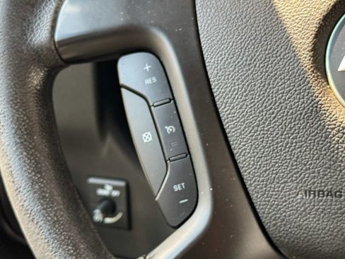Used 2016 Chevrolet Express 3500 LS RWD image 23