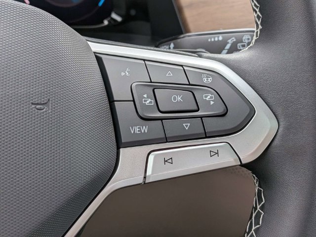 New 2026 Volkswagen Atlas SE FWD image 28