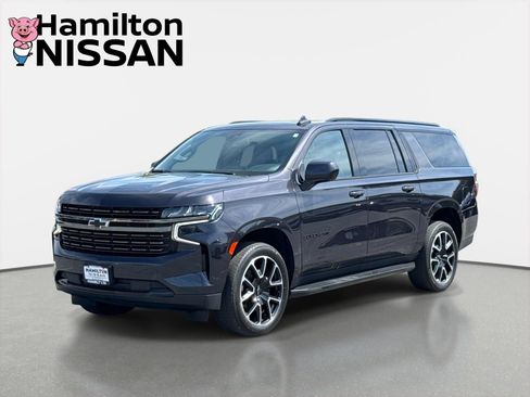 Used 2022 Chevrolet Suburban RST AWD/4WD image 5