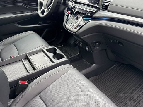 New 2026 Honda Odyssey Elite image 13