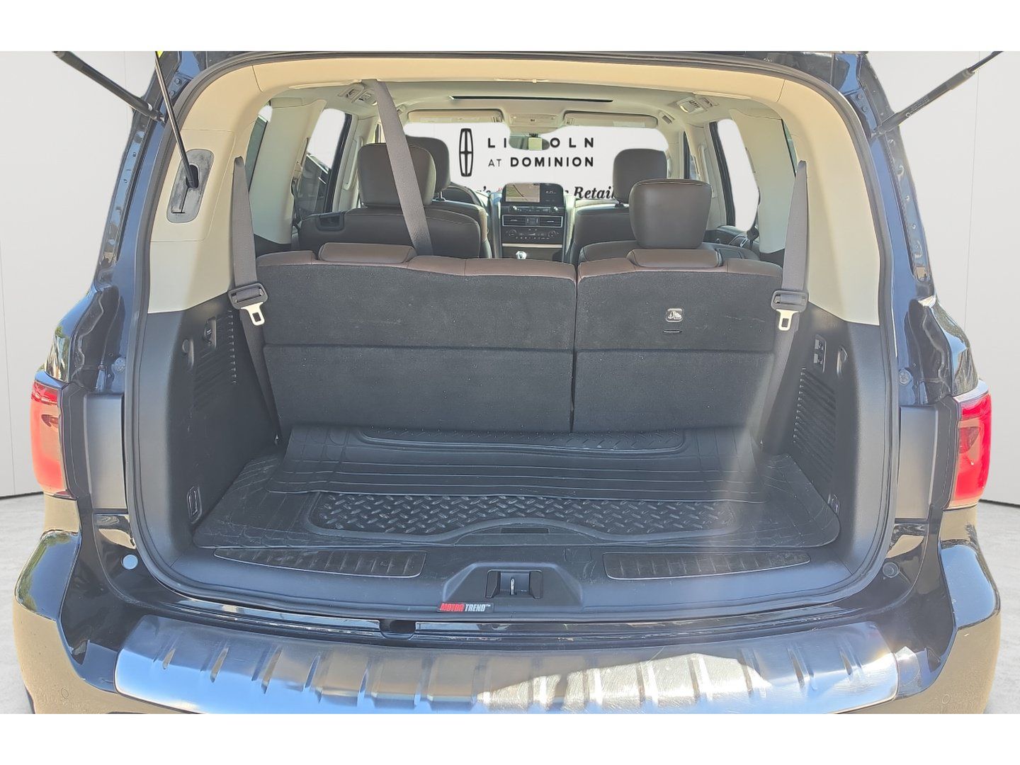 Used 2023 INFINITI QX80 Premium Select w/ Cargo Package RWD image 25