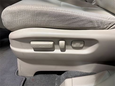 Used 2012 Honda Odyssey EX image 12
