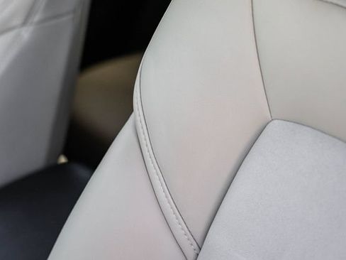 Used 2018 MAZDA CX-5 Touring w/ Preferred Equipment Package FWD image 22