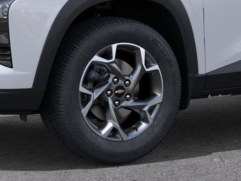 New 2026 Chevrolet Trax LT FWD image 9