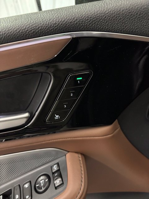 Used 2026 Acura MDX w/ Technology Package FWD image 13