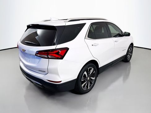 Used 2023 Chevrolet Equinox Premier image 7