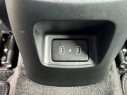 Certified 2025 Hyundai Elantra SEL FWD image 16