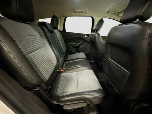 Used 2018 Ford Escape SE w/ SE Sport Appearance Package image 30