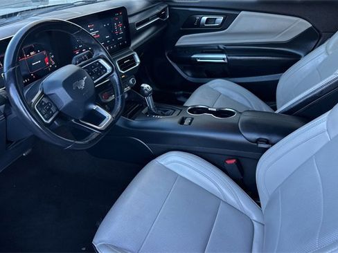 Used 2024 Ford Mustang Premium image 11