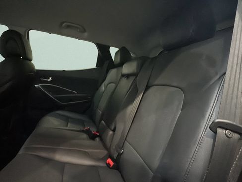 Used 2018 Hyundai Santa Fe Sport 2.0T FWD image 13