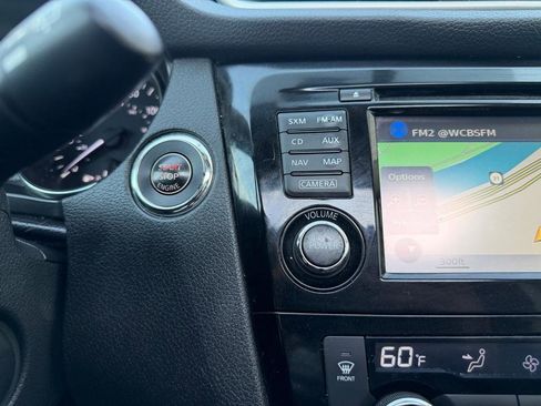 Used 2016 Nissan Rogue SL w/ SL Premium Package image 29