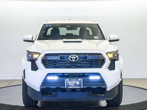 Used 2024 Toyota Tacoma TRD Sport RWD image 7
