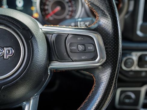 Used 2021 Jeep Gladiator Mojave w/ LED Lighting Group image 29