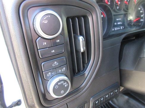 Used 2023 GMC Sierra 3500 Pro w/ Convenience Package AWD/4WD image 15
