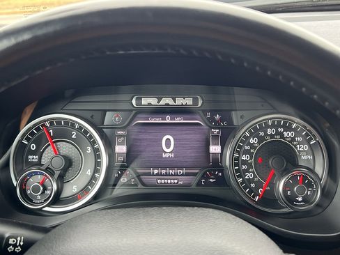 Used 2023 RAM 1500 Laramie AWD/4WD image 34