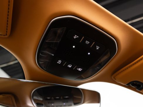 Used 2019 Ferrari Portofino RWD image 98