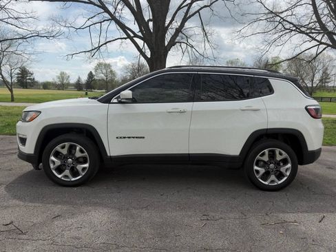 Used 2021 Jeep Compass Limited AWD/4WD image 31