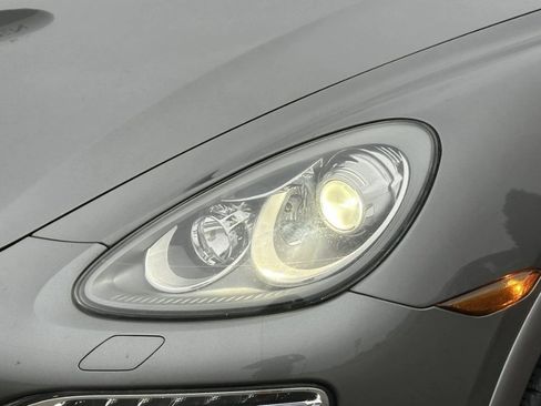 Used 2013 Porsche Cayenne Diesel image 13