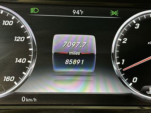 Used 2017 Mercedes-Benz S 550 4MATIC Sedan image 15