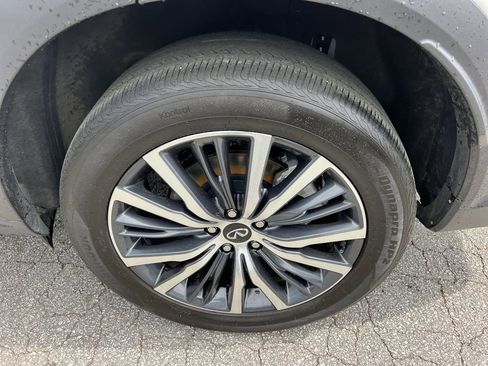 Used 2025 INFINITI QX60 Sensory w/ Vision Package image 16