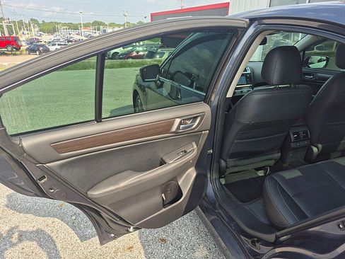 Used 2015 Subaru Legacy 3.6R Limited AWD/4WD image 15