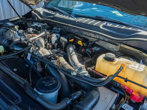 Used 2019 Ford F250 Lariat w/ Lariat Ultimate Package image 14