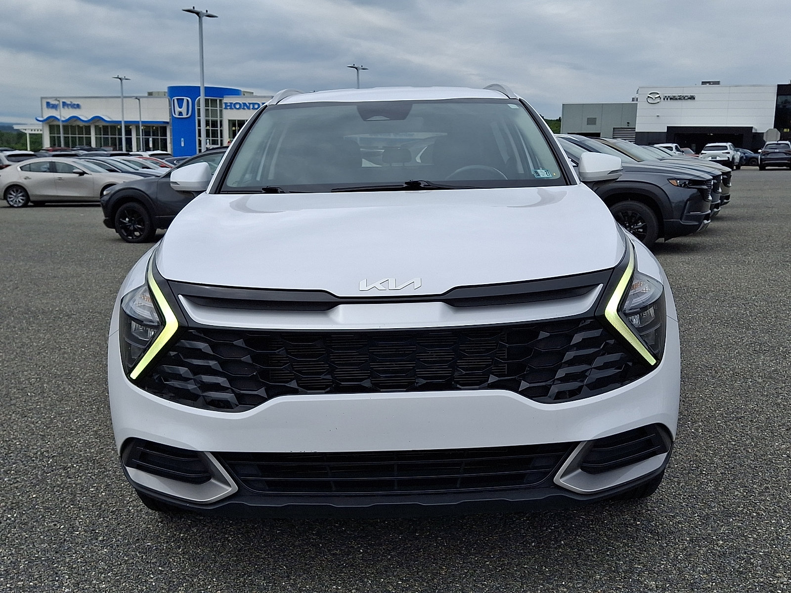 Used 2023 Kia Sportage EX AWD/4WD image 2