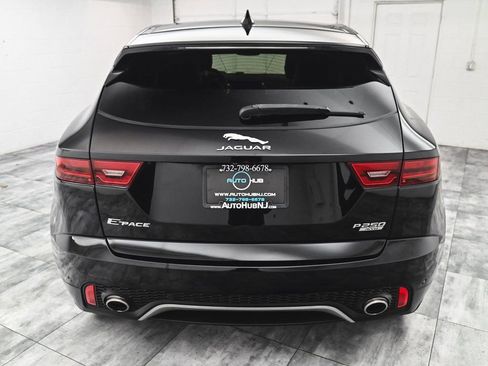 Used 2019 Jaguar E-PACE S image 5