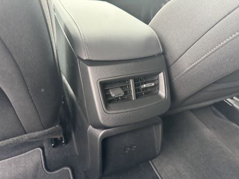 New 2026 Chevrolet Equinox EV LT image 16