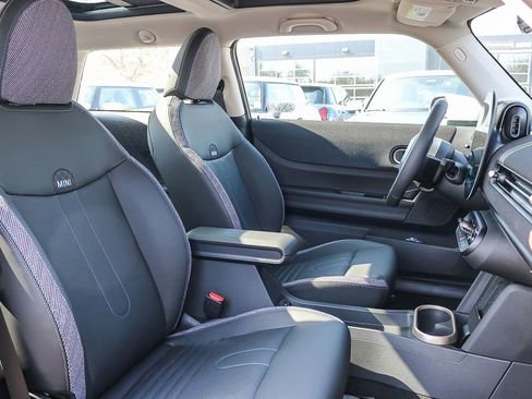 Used 2025 MINI Cooper S FWD image 19