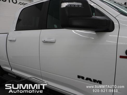 New 2026 RAM 3500 Laramie AWD/4WD image 23