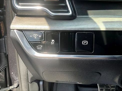 Certified 2024 Kia Sportage X-Pro AWD/4WD image 15